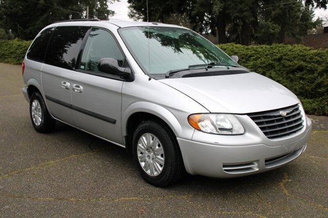 2006 Chrysler Town & Country SWB Base 74K MILES