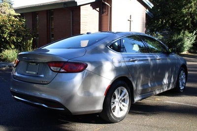 2015 Chrysler 200 Limited