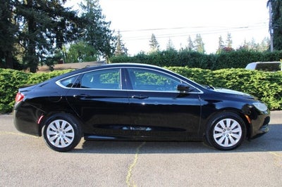 2016 Chrysler 200 LX