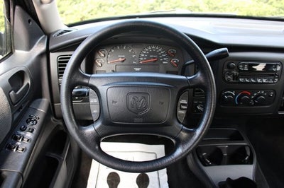 2003 Dodge Dakota Sport
