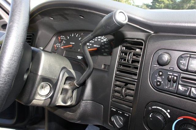 2003 Dodge Dakota Sport