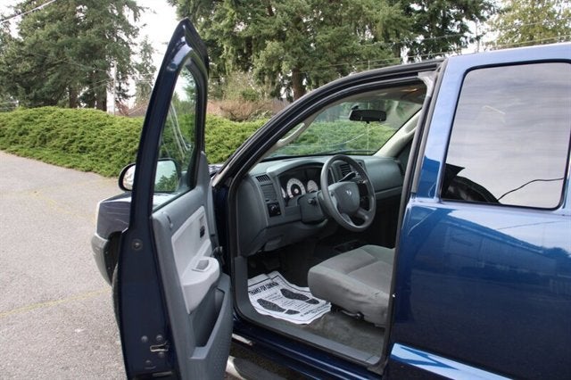 2005 Dodge Dakota ST