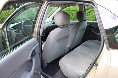 2001 Ford Focus LX