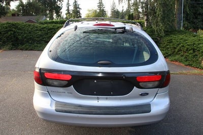 2005 Ford Taurus SE