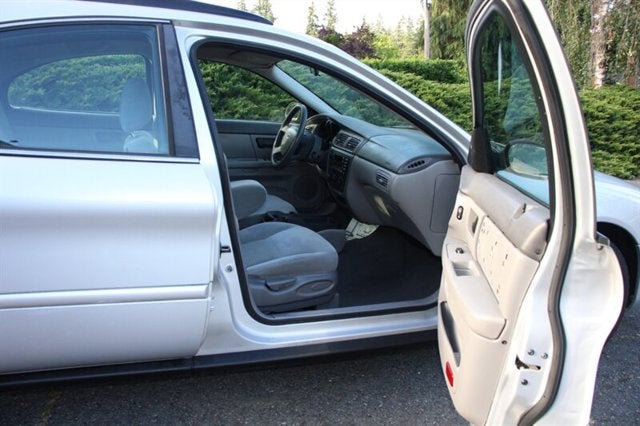 2005 Ford Taurus SE