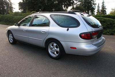 2005 Ford Taurus SE