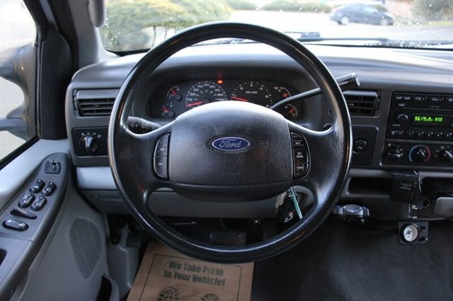 2004 Ford Super Duty F-250 Lariat