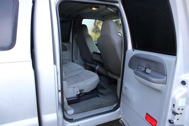 2004 Ford Super Duty F-250 Lariat