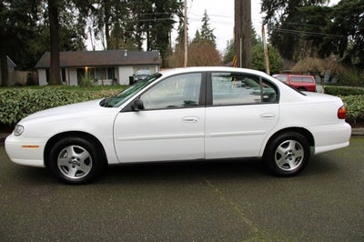 2004 Chevrolet Classic 4dr Sdn