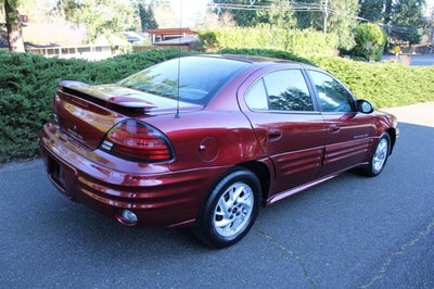 2002 Pontiac Grand Am SE1