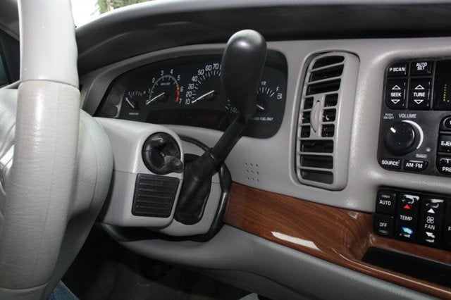 2002 Buick Park Avenue Base