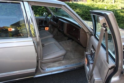 1991 Cadillac Brougham Base