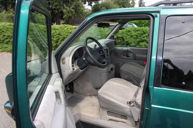 1998 Chevrolet Astro Passenger Base