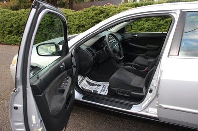 2004 Honda Accord Sdn LX