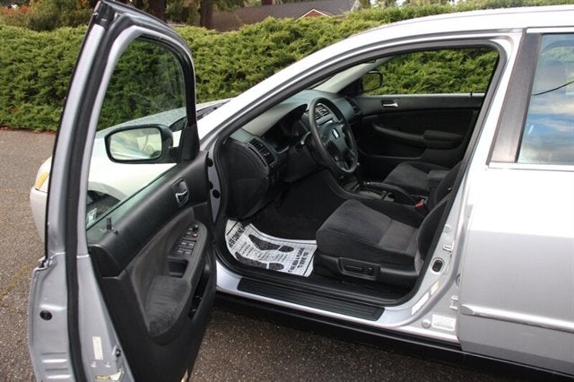 2004 Honda Accord Sdn LX