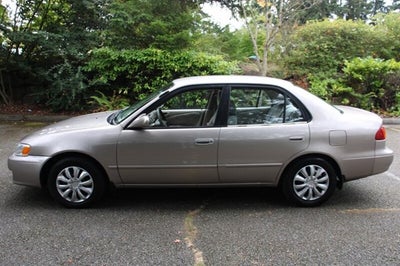 2001 Toyota Corolla LE