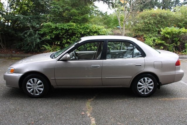 2001 Toyota Corolla LE