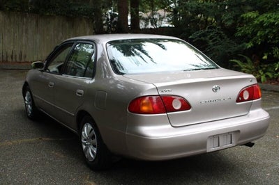 2001 Toyota Corolla LE