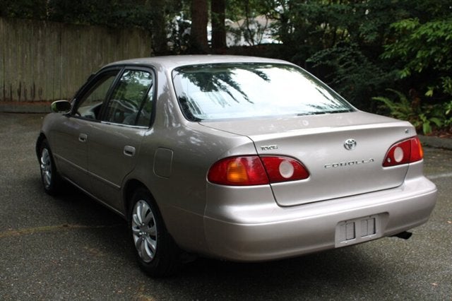 2001 Toyota Corolla LE