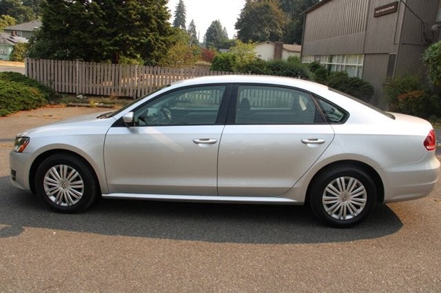 2014 Volkswagen Passat 2.5L S PZEV