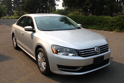 2014 Volkswagen Passat 2.5L S PZEV