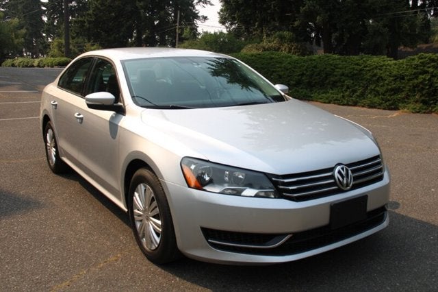 2014 Volkswagen Passat 2.5L S PZEV