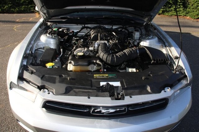 2010 Ford Mustang V6 Premium 1-owner