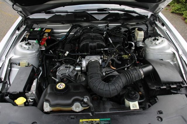 2010 Ford Mustang V6 Premium 94K MILES