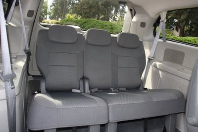 2010 Chrysler Town & Country Touring
