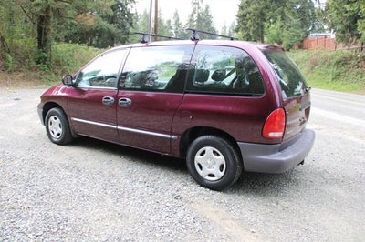 1999 Dodge Caravan Base