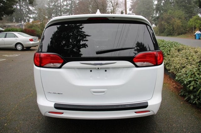2020 Chrysler Voyager LXI