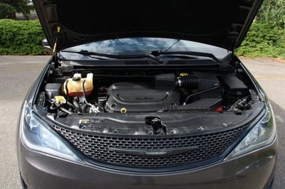2020 Chrysler Pacifica Touring