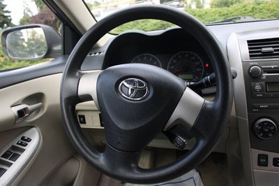 2011 Toyota Corolla LE
