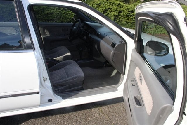 1998 Nissan Sentra GXE