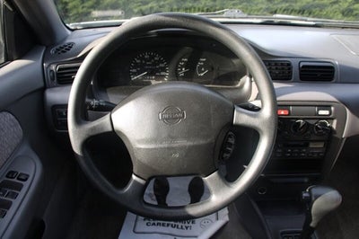 1998 Nissan Sentra GXE