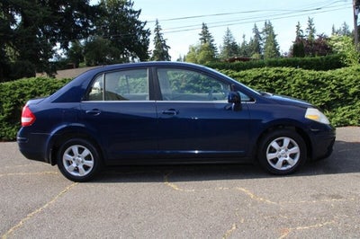 2008 Nissan Versa 1.8 SL