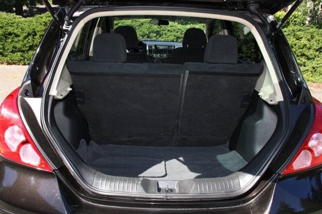 2011 Nissan Versa 1.8 S