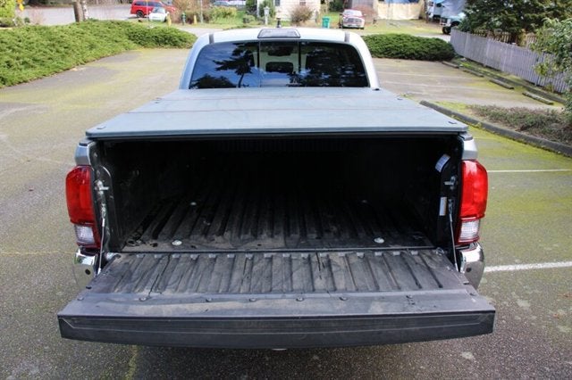 2019 Toyota Tacoma 4WD SR5 V6 ONE OWNER