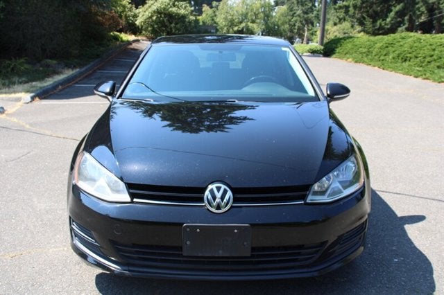 2016 Volkswagen Golf TSI S