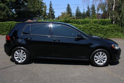 2016 Volkswagen Golf TSI S