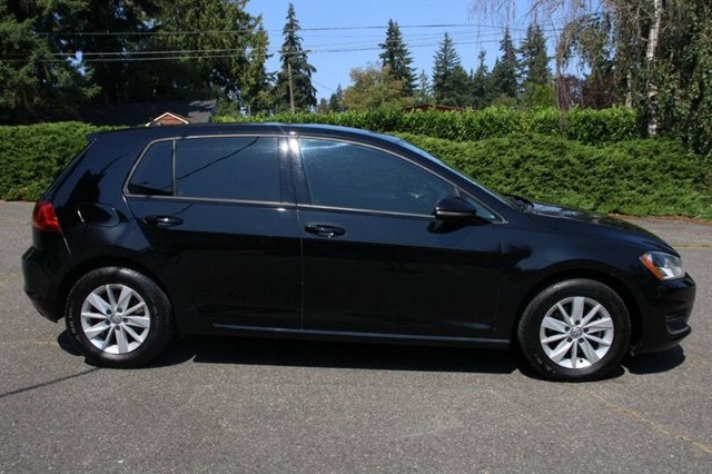 2016 Volkswagen Golf TSI S