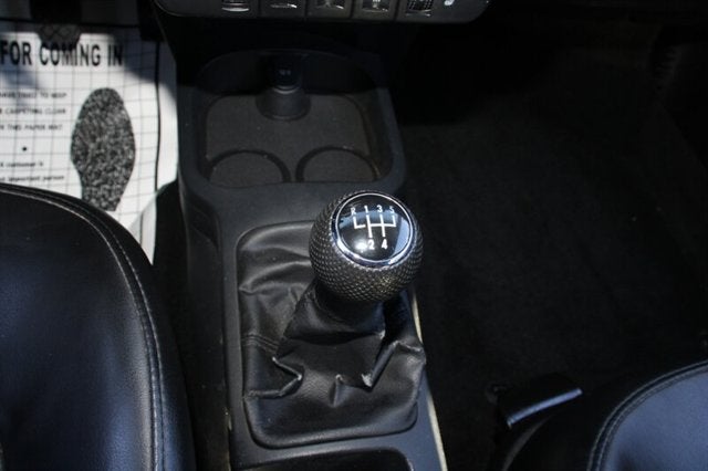 2006 Volkswagen New Beetle Convertible 2.5