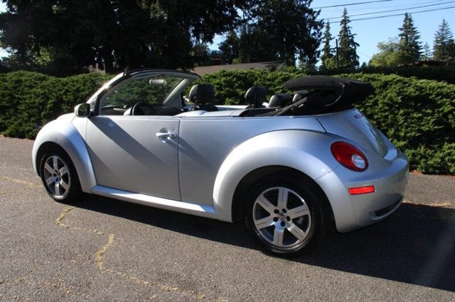2006 Volkswagen New Beetle Convertible 2.5