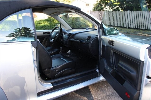 2006 Volkswagen New Beetle Convertible 2.5