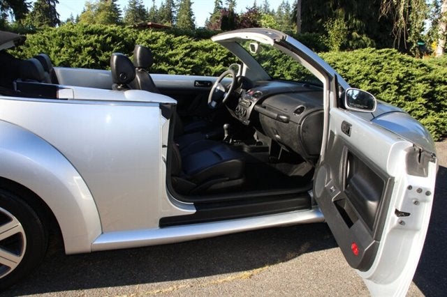 2006 Volkswagen New Beetle Convertible 2.5