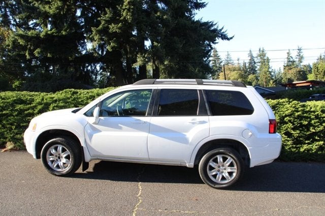 2011 Mitsubishi Endeavor LS