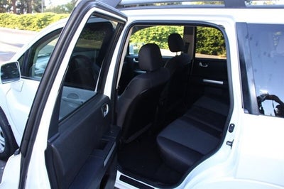 2011 Mitsubishi Endeavor LS