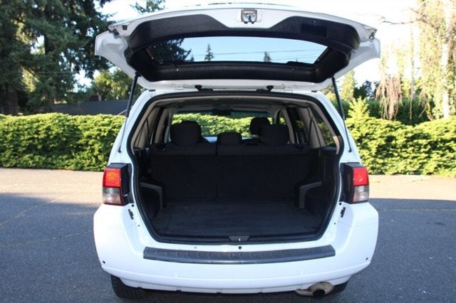 2011 Mitsubishi Endeavor LS