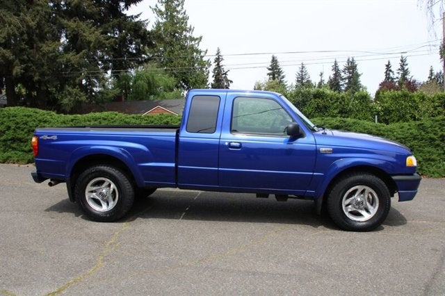 2005 Mazda Mazda B-Series 4WD Truck SE