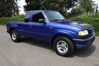 2005 Mazda Mazda B-Series 4WD Truck SE
